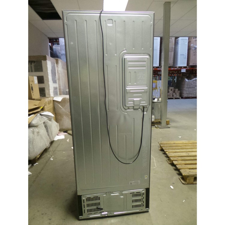 GRADE A2 - Light cosmetic damage - Samsung RL4362FBASL G-series Silver 70cm Wide Freestanding Fridge Freezer With Easy Clean Steel Doors