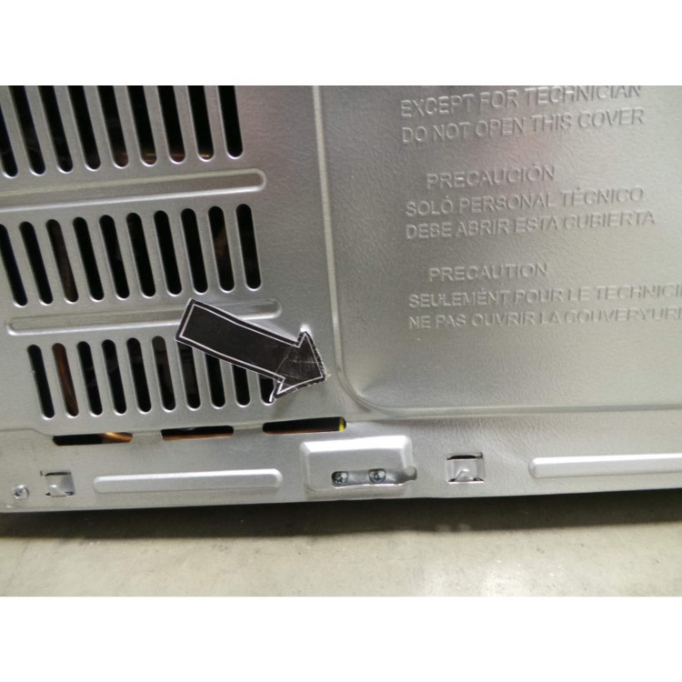 GRADE A2 - Light cosmetic damage - Samsung RL4362FBASL G-series Silver 70cm Wide Freestanding Fridge Freezer With Easy Clean Steel Doors