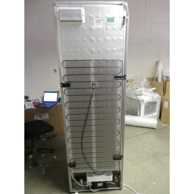 GRADE A3 - Heavy cosmetic damage - Beko CF6914APS 175L 190x60cm Wide Freestanding Fridge Freezer - Silver