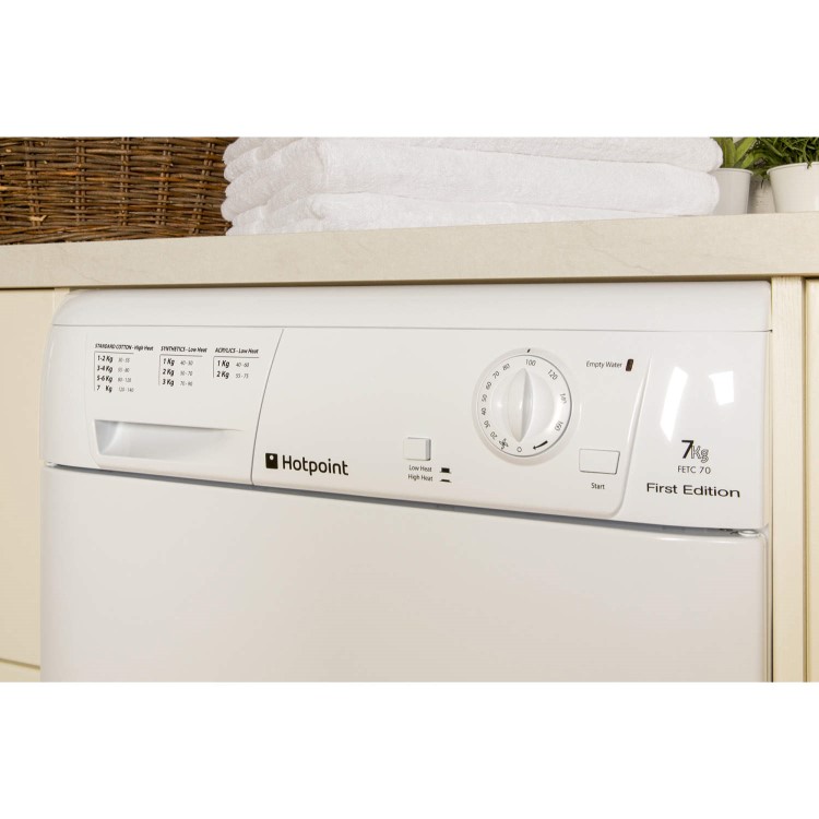 GRADE A1 - As new but box opened - Hotpoint FETC70CP 7kg Freestanding Condenser Tumble Dryer Polar White
