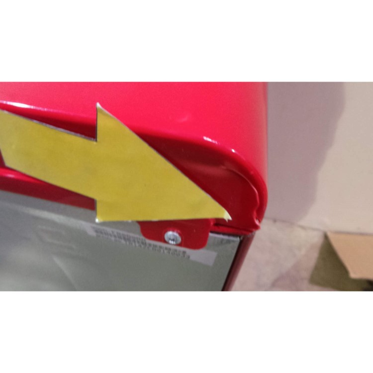 GRADE A2 - Light cosmetic damage - Daewoo FR080RR Retro Style Fridge Red