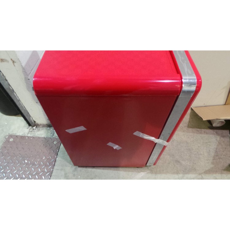 GRADE A2 - Light cosmetic damage - Daewoo FR080RR Retro Style Fridge Red