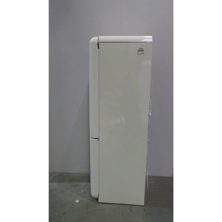 GRADE A2 - Light cosmetic damage - Smeg FAB32RFC Fifties Style Right Hand Hinge Freestanding Fridge Freezer - Cream