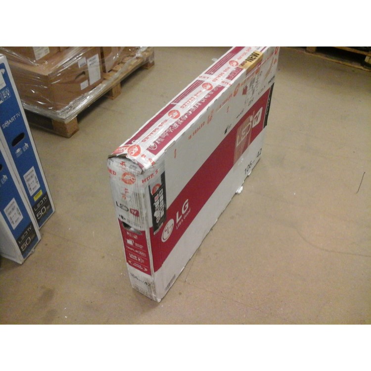 GRADE A3 - Heavy cosmetic damage - LG 42LF5610 42 Inch Freeview LED TV