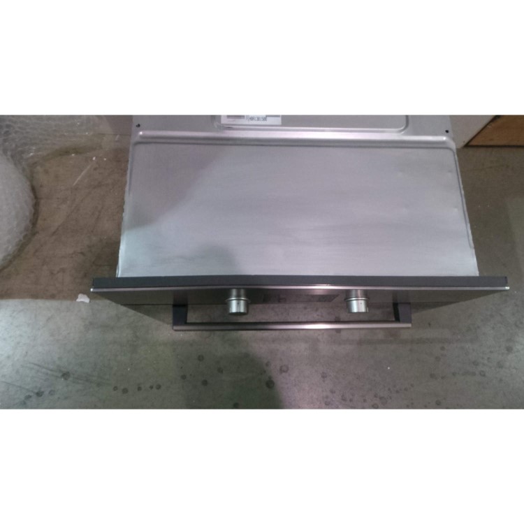 GRADE A2 - Light cosmetic damage - Bosch HBA13B150B Classixx Brushed Steel 3D Hot Air Electric Built-in/under Single Oven