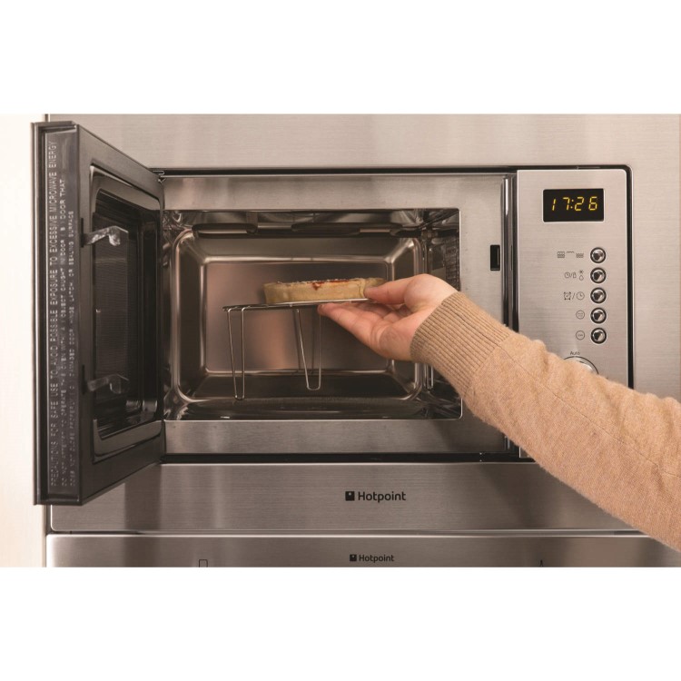 GRADE A1 - As new but box opened - Hotpoint MWH1221X 20 Litre Microwave Oven With Grill - Stainless Steel