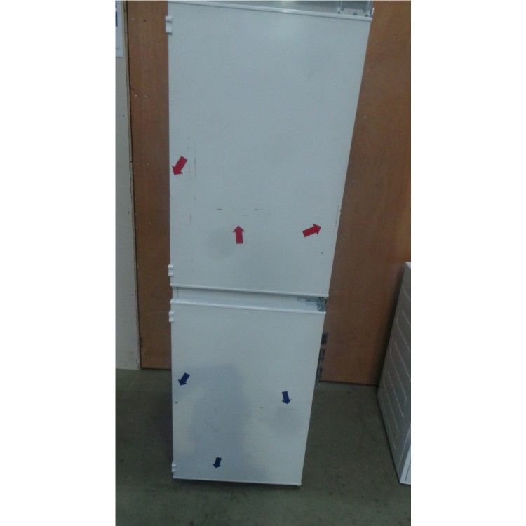 GRADE A3 - Matrix MFC501 50-50 Integrated Fridge Freezer