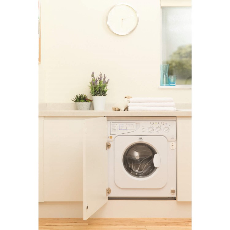 GRADE A1 - Indesit IWME147 7kg 1400rpm Integrated Washing Machine