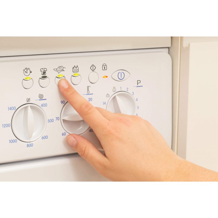 GRADE A1 - Indesit IWME147 7kg 1400rpm Integrated Washing Machine