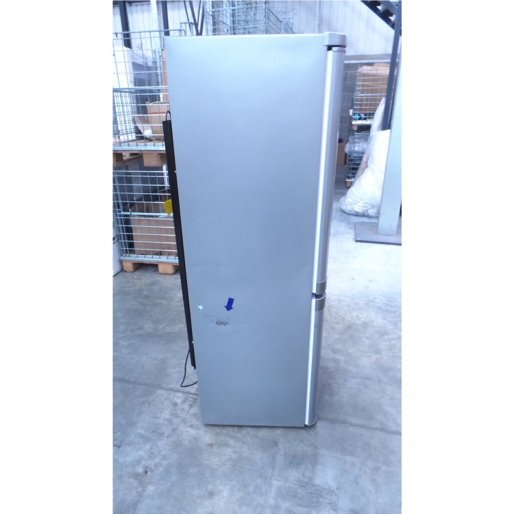 GRADE A3 - Hotpoint NRFAA50S Ice Diamond Freestanding Fridge Freezer Silver