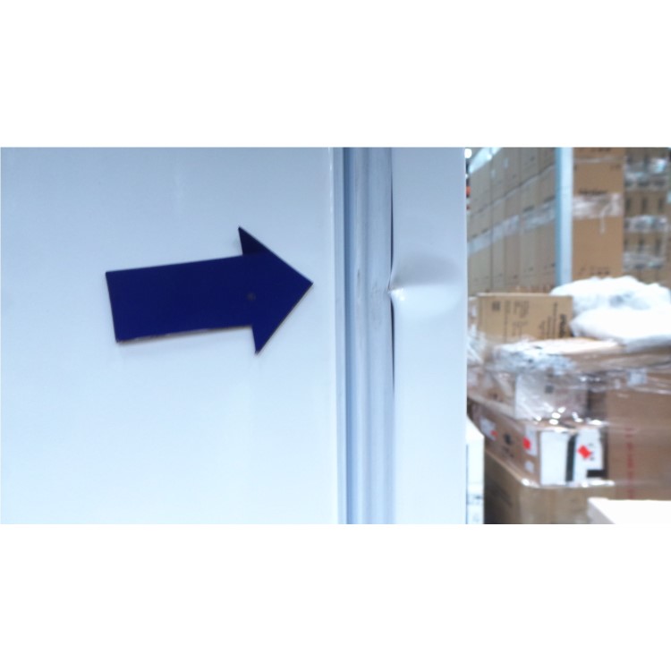 GRADE A2 - Hotpoint HM325FF2 54cm Wide Frost Free 50-50 Integrated Upright Fridge Freezer - White