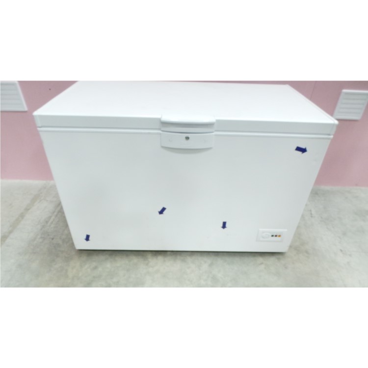 GRADE A3 - Beko CF1300APW 129cm Wide 360 Litre Chest Freezer White