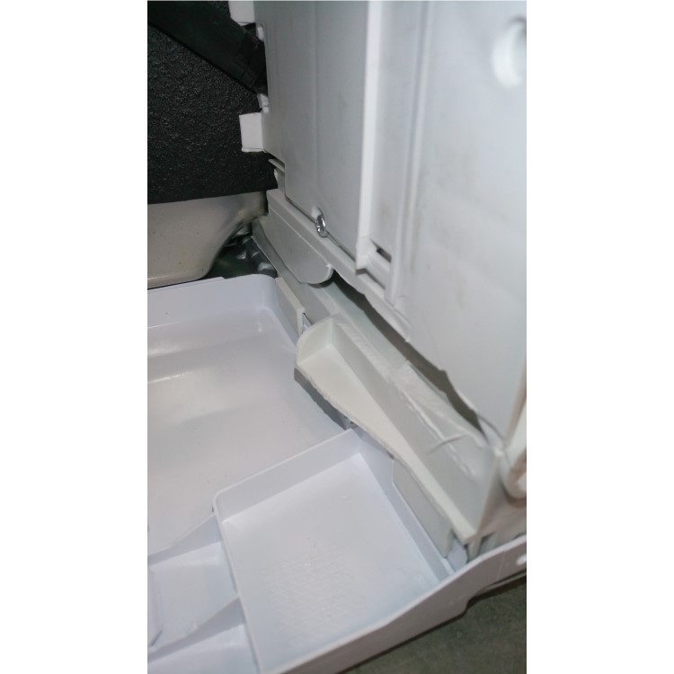 GRADE A3 - Indesit DSR15B1 10 Place Freestanding Slimline Dishwasher - White