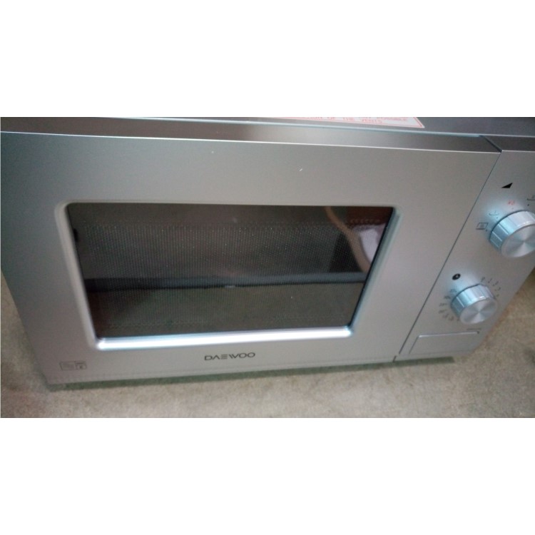 GRADE A2 - Daewoo KOR7LC7SL 20L 800W Freestanding Microwave with 7 Power Levels in Silver