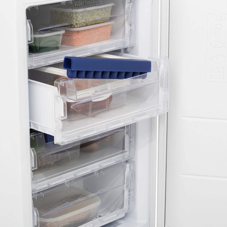 Hotpoint RFAA52P 50/50 Ice Diamond Freestanding Fridge Freezer - Polar White