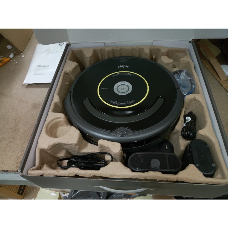 GRADE A2 - iRobot ROOMBA650 Roomba 650 Vacuum Cleaning Robot
