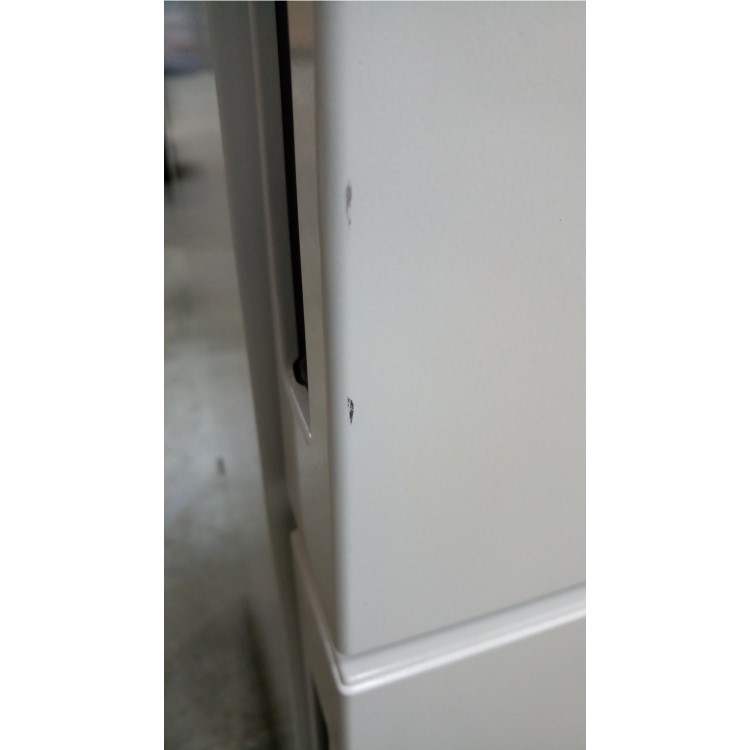 GRADE A3 - Miele KFN28132Dwh 1.86m Tall Frost Free Freestanding Fridge Freezer - White