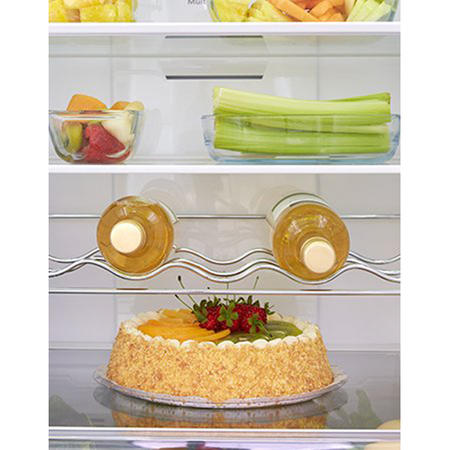 GRADE A2 - Hisense RB381N4WC1 Frost Free Freestanding Fridge Freezer With Water Dispenser Stainless Steel