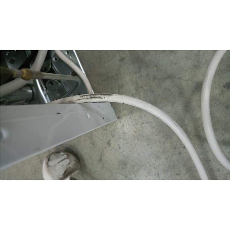 GRADE A2 - Beko CFG1552W 152x55cm 213 Litre Frost Free Freestanding Fridge Freezer White