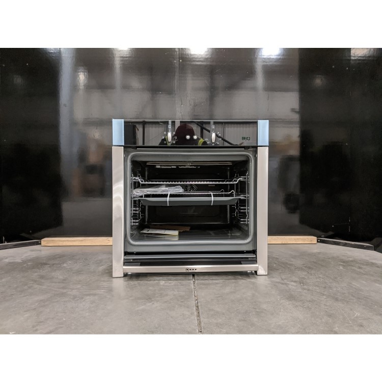 Refurbished Neff B44M42N5GB 60cm Single Built In Electric Oven