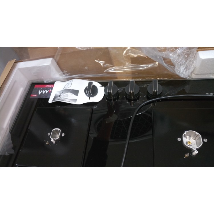 GRADE A2 - Neff T26CA42S0 59cm Four Burner Gas-on-glass Hob Black