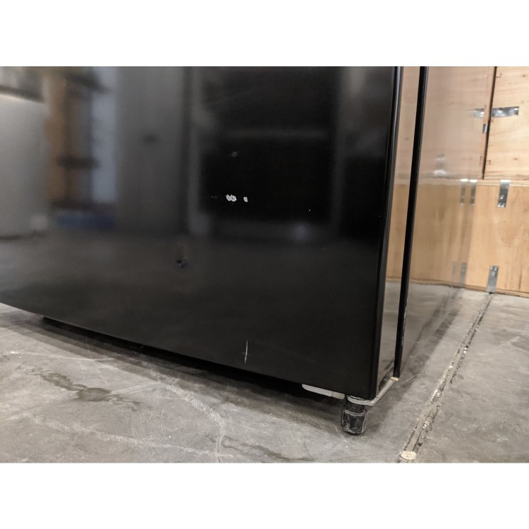 GRADE A3 - Hisense RB335N4WB1 Frost Free Freestanding Fridge Freezer With Water Dispenser Black