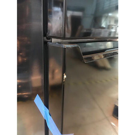 GRADE A2 - Hisense RB320D4WB1 Freestanding Fridge Freezer with water dispenser Black