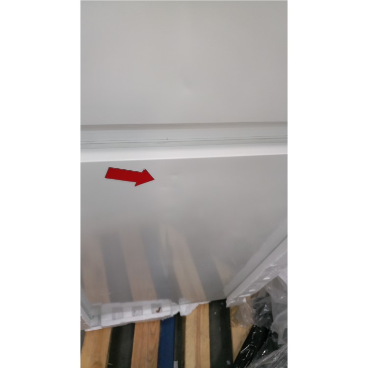 GRADE A2 - Zanussi ZBB27650SV 50-50 Split Frost Free Integrated Fridge Freezer - Sliding Rail - 178cm Height