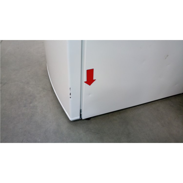 GRADE A3 - AEG RCB53725VW 201x60cm Custom Flex No Frost 60-40 Freestanding Fridge Freezer - White