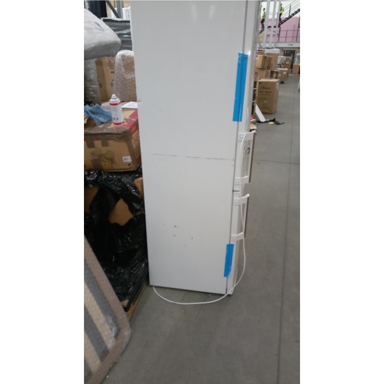 GRADE A3 - AEG RCB53725VW 201x60cm Custom Flex No Frost 60-40 Freestanding Fridge Freezer - White