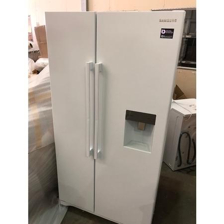 GRADE A3 - Samsung RS52N3313WW No Frost Side-by-side Fridge Freezer With Non-plumbed Water Dispenser - White