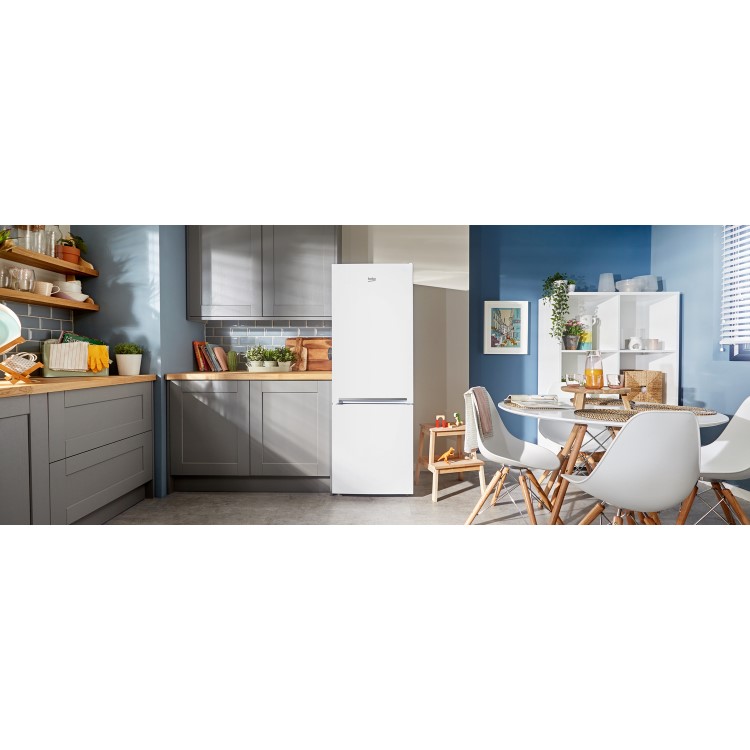 Beko CNG1672EW  Freestanding 70/30  Frost Free Fridge Freezer With EverFresh - White