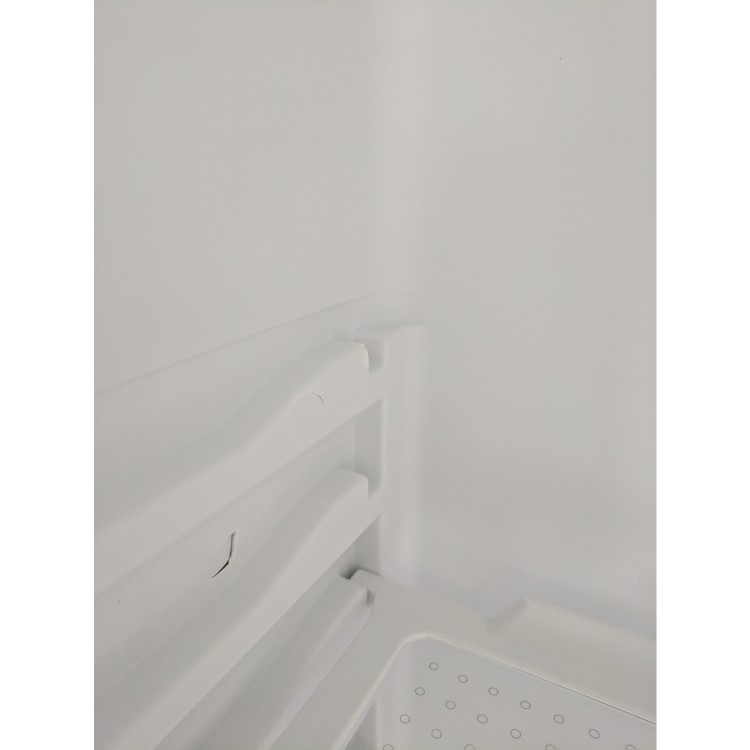 GRADE A2 - Hotpoint HBD5517W 50/50 234L  Freestanding Fridge Freezer - White