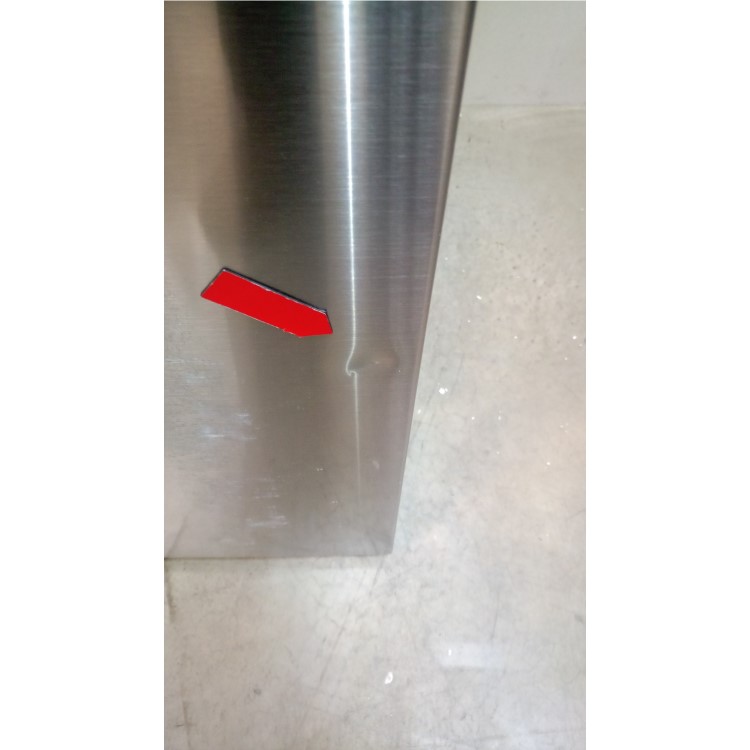 GRADE A3 - Samsung RB41J7859S4 406L Freestanding Fridge Freezer - Silver
