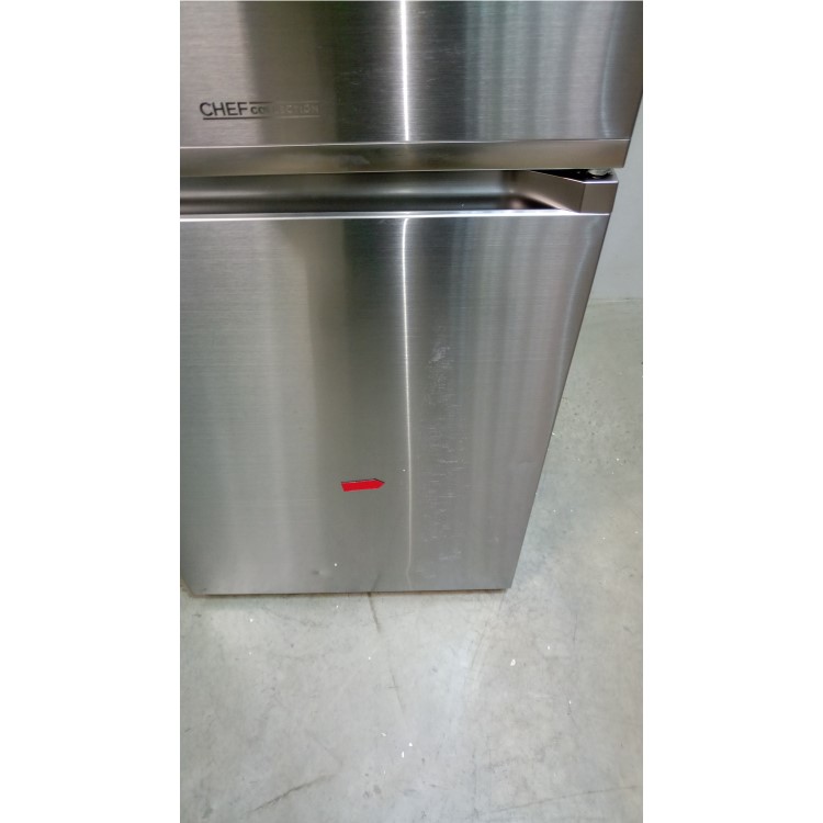GRADE A3 - Samsung RB41J7859S4 406L Freestanding Fridge Freezer - Silver