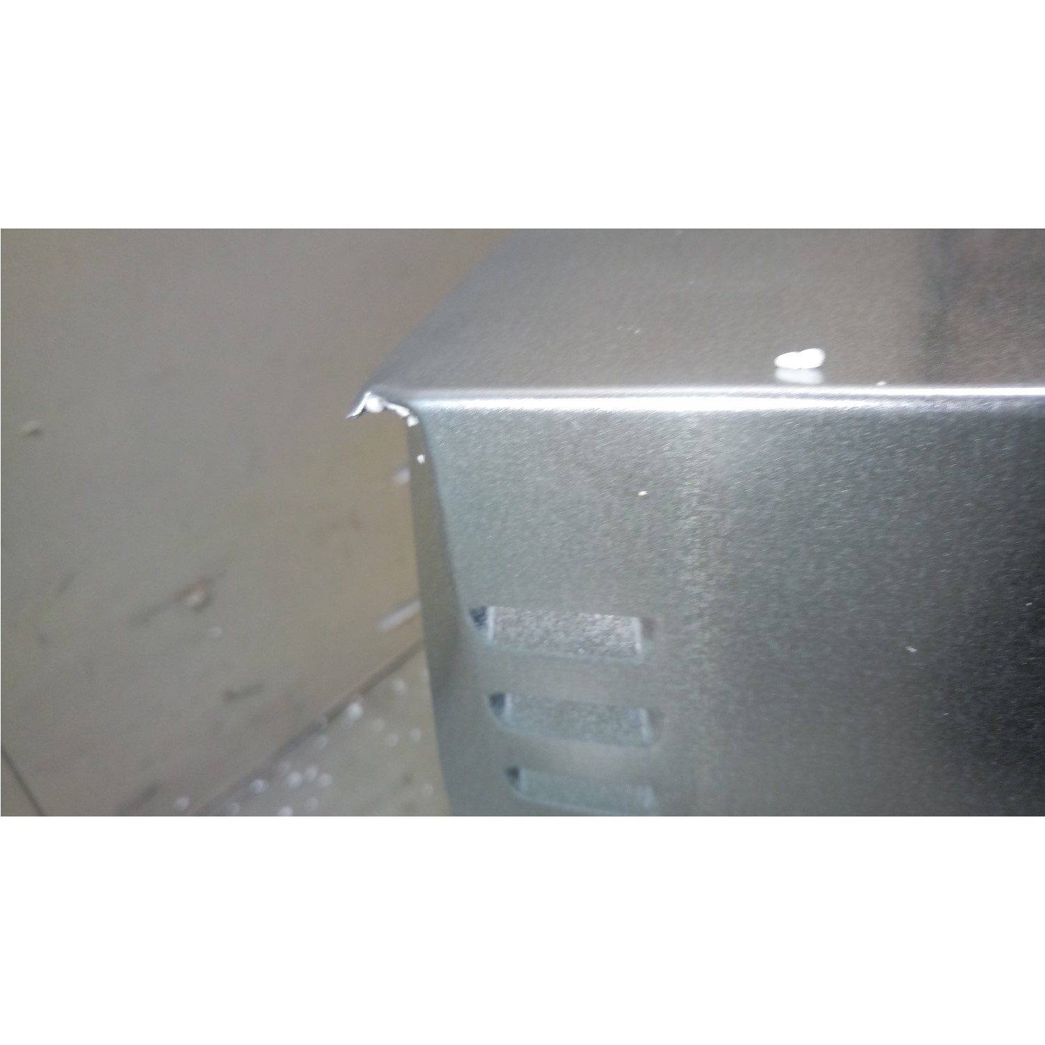 GRADE A2 Indesit MWI3213IX 750W 22L Builtin Microwave Oven