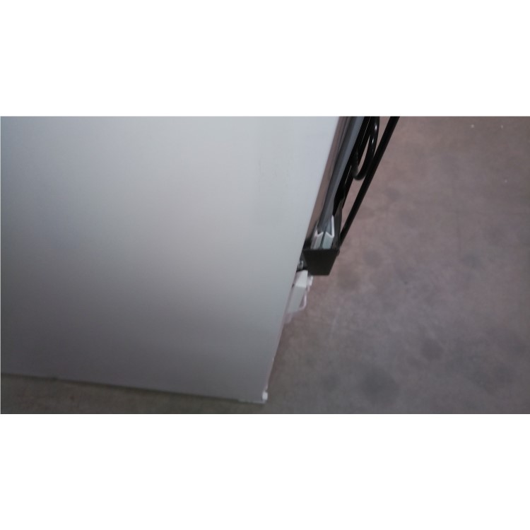 GRADE A2 - Miele FNS35402I 56cm Wide Frost Free Integrated Upright In-Column Freezer - White