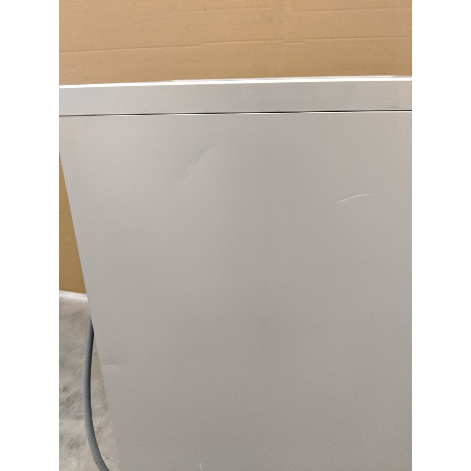 GRADE A3 Hotpoint Aquarius HFC2B19SV 13 Place Freestanding Dishwasher