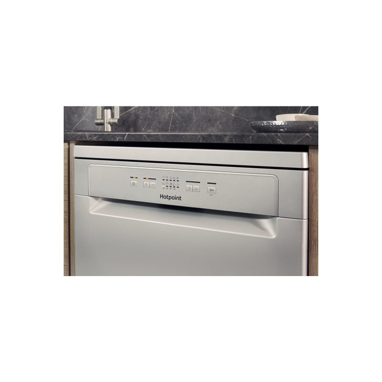 HOTPOINT HFC2B19SV 13 Place Energy Efficient Freestanding Dishwasher - Silver