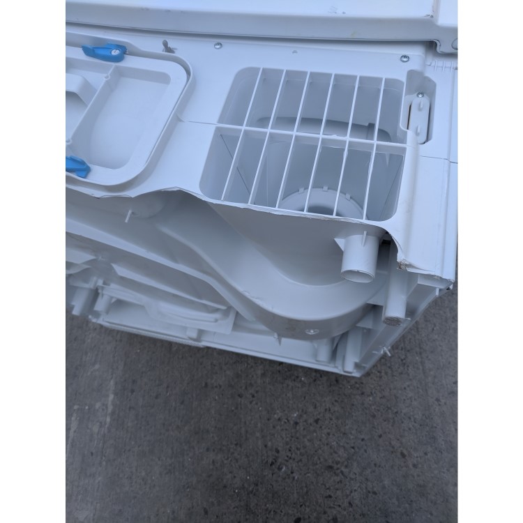 GRADE A3 - Indesit IDCE8450BH 8kg Freestanding Condenser Tumble Dryer Polar White