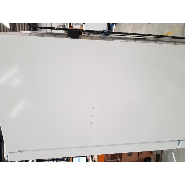 GRADE A3 - Indesit LD85F1W 50/50 189x60cm 296 Litre Freestanding Fridge Freezer - Polar White