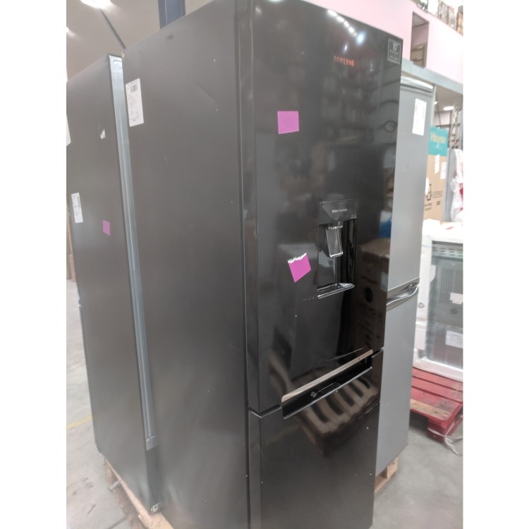 GRADE A3 - Samsung 60/40 RB29FWRNDBC 286L Frost Free Freestanding Fridge Freezer - Black