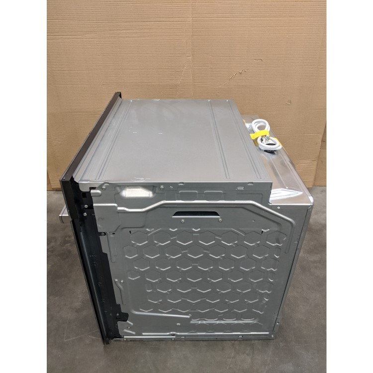 GRADE A2 - Bosch HBG634BB1B Serie 8 Multifunction Electric Built-in Single Oven With Catalytic Liners And Colou