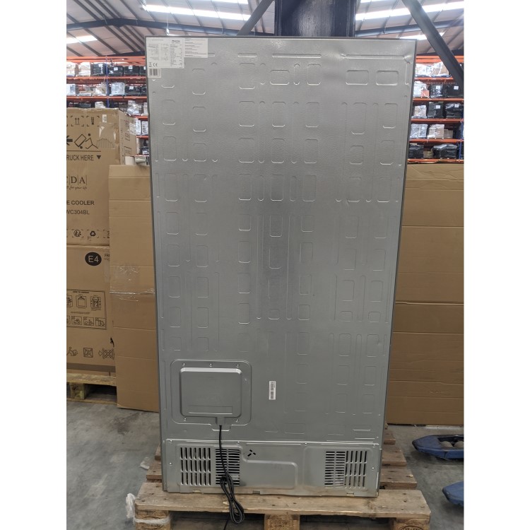 GRADE A3 - Hisense RQ689N4AC1 556 Litre American Style Fridge Freezer Frost Free 4 Door 91cm Wide - Silver