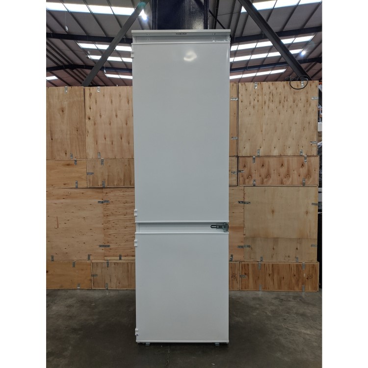GRADE A3 - Amica BK3163FA 246 Litre Integrated Fridge Freezer 70/30 Split 178cm Tall Frost Free 54cm Wide - White