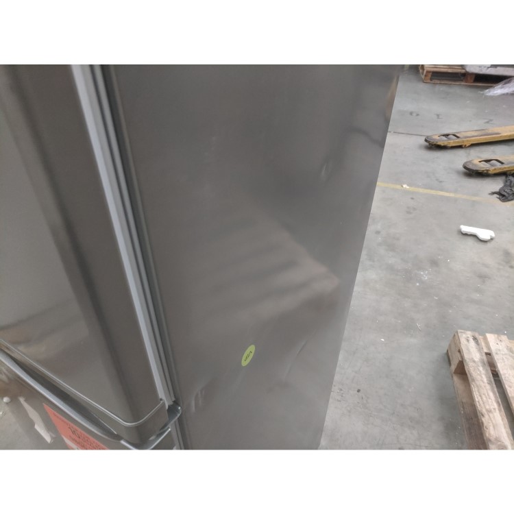 GRADE A2 - Hotpoint HBNF5517S Aquarius 50/50 Frost Free 225L Freestanding Fridge Freezer - Silver