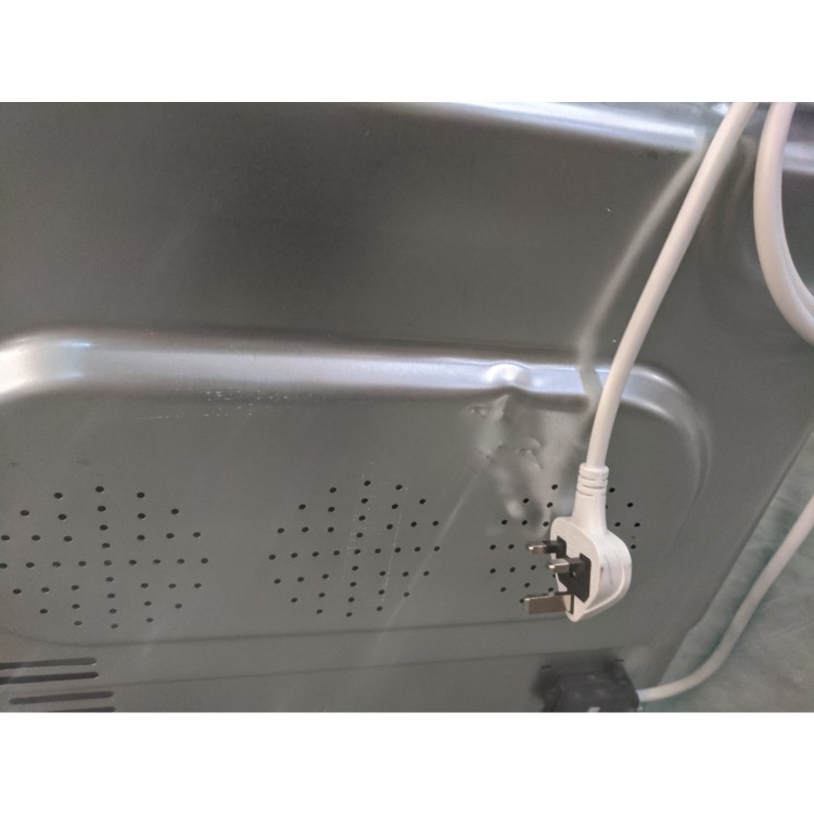 GRADE A3 - electriQ 68L Pyrolytic Self Cleaning Electric Single Oven in Stainless Steel - Supplied with a plug