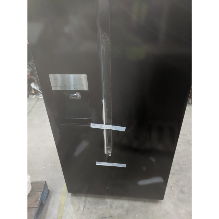 GRADE A2 - Hisense RS694N4TB1 Side-by-side American Fridge Freezer With Non Plumbed Ice & Water Dispenser - Black