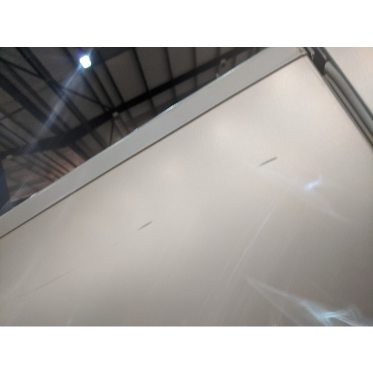 GRADE A3 - Indesit LD85F1S 189x60cm 296 50/50 Litre Freestanding Fridge Freezer - Silver
