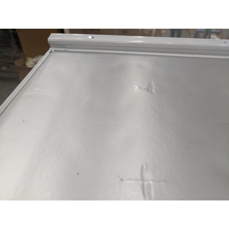 GRADE A2 - Hotpoint HM325FF Frost Free 50/50 Integrated Fridge Freezer - White